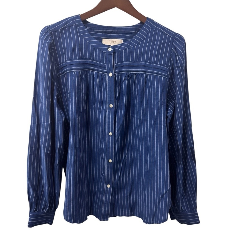 LOFT Women's Blue Striped Top size L 100%cotton
